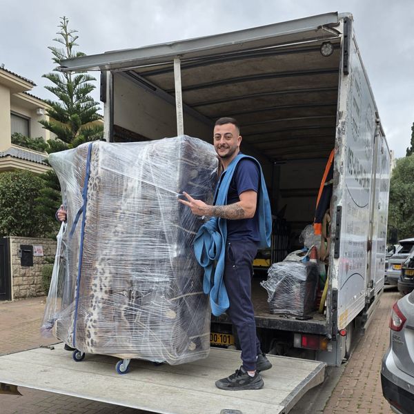 הובלת דירה — הצוות שלנו